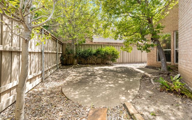 809 Lake Point Circle, Mckinney, TX 75072