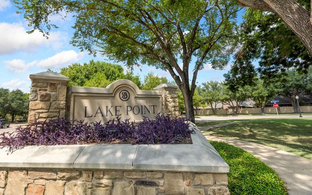 809 Lake Point Circle, Mckinney, TX 75072