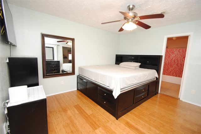 4402 Falcon Meadow Drive, Katy, TX 77449