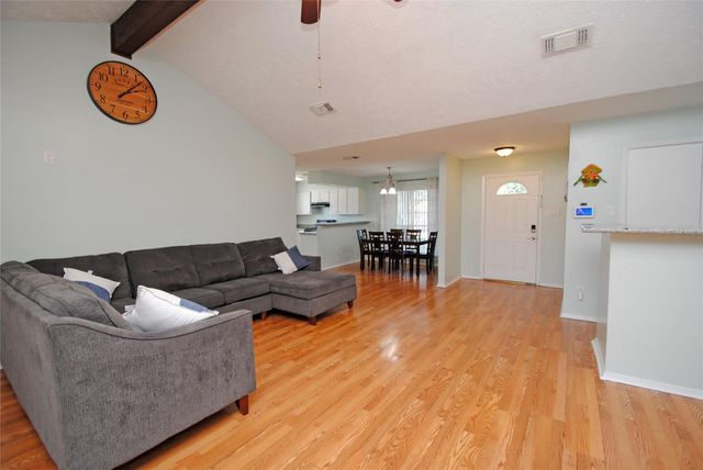 4402 Falcon Meadow Drive, Katy, TX 77449