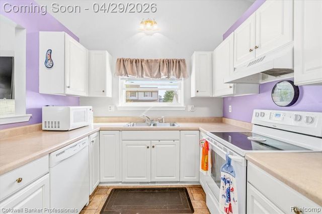 7203 Indian Wells Drive, Ypsilanti, MI 48197