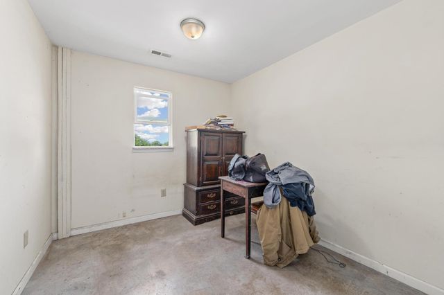 5487 SW Shumway, El Dorado, KS 67042