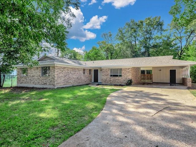 218 Wortham Drive, Nacogdoches, TX 75965