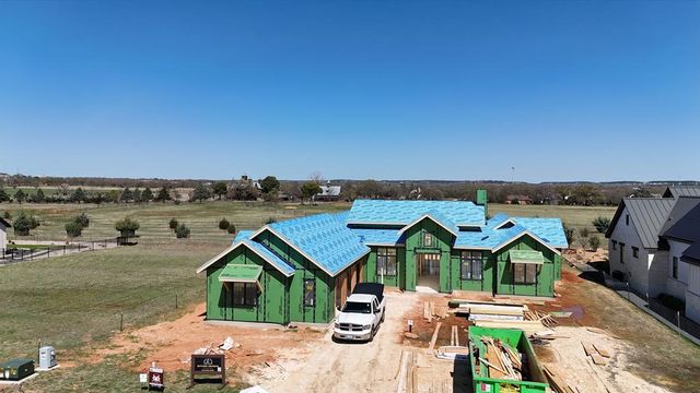 208 Interlaken St, Fredericksburg, TX 78624