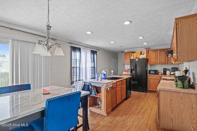 804 Maynard Boulevard, Jacksonville, NC 28546