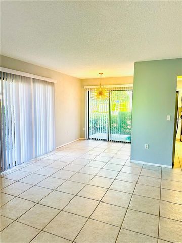 2200 BAHIA VISTA ST B3, Sarasota, FL 34239