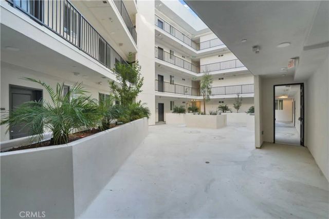 8750 Sepulveda Boulevard 305, North Hills, CA 91343