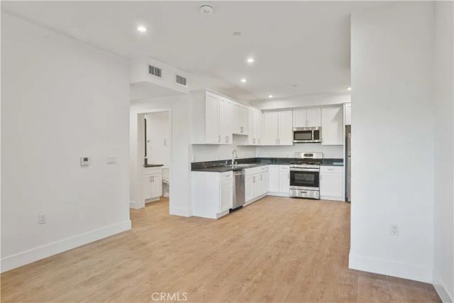 8750 Sepulveda Boulevard 305, North Hills, CA 91343