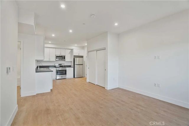 8750 Sepulveda Boulevard 305, North Hills, CA 91343