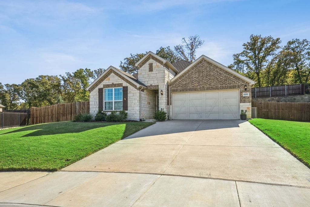 6709 Woodmere Court, Denton, TX 76226