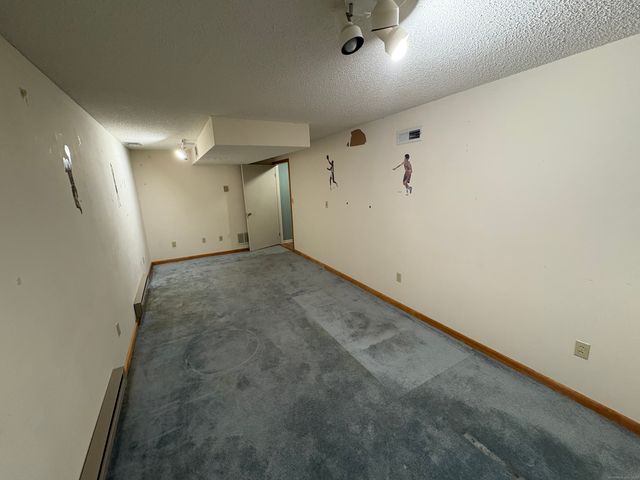 25 Florence Road 71, Branford, CT 06405