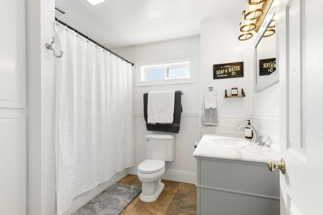 9030 Page St, Newcastle, CA 95658