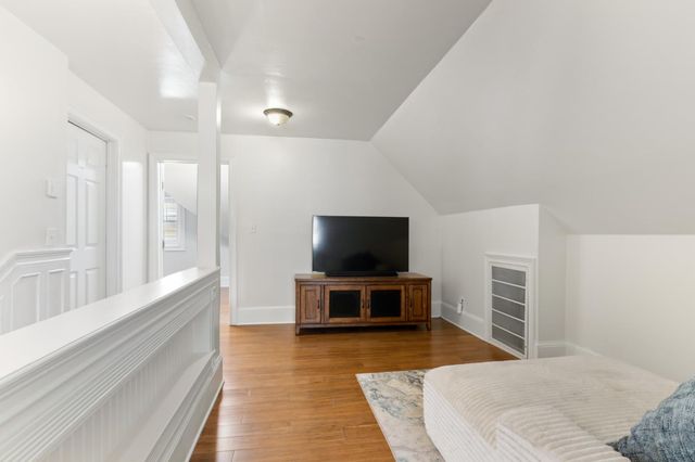 9030 Page St, Newcastle, CA 95658