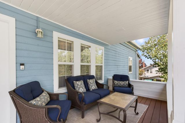 9030 Page St, Newcastle, CA 95658