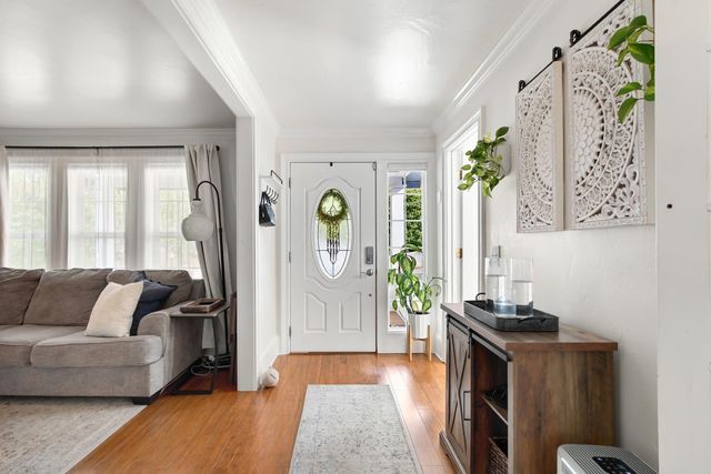 9030 Page St, Newcastle, CA 95658