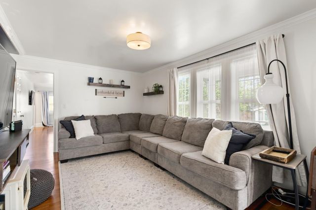 9030 Page St, Newcastle, CA 95658