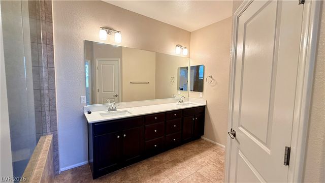 821 Fox Mountain Court, North Las Vegas, NV 89084