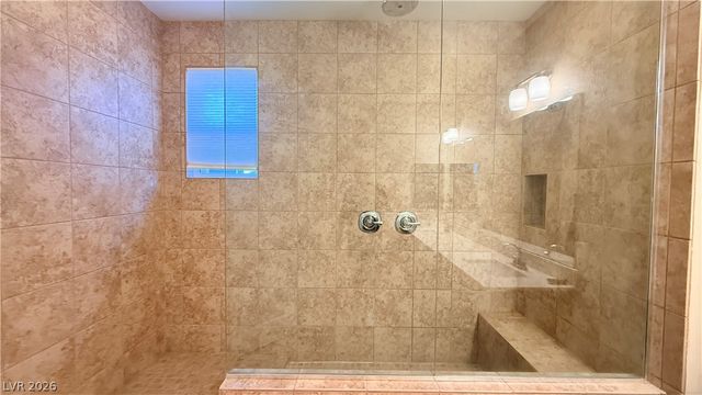 821 Fox Mountain Court, North Las Vegas, NV 89084