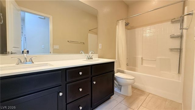 821 Fox Mountain Court, North Las Vegas, NV 89084