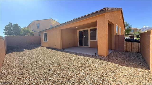 821 Fox Mountain Court, North Las Vegas, NV 89084
