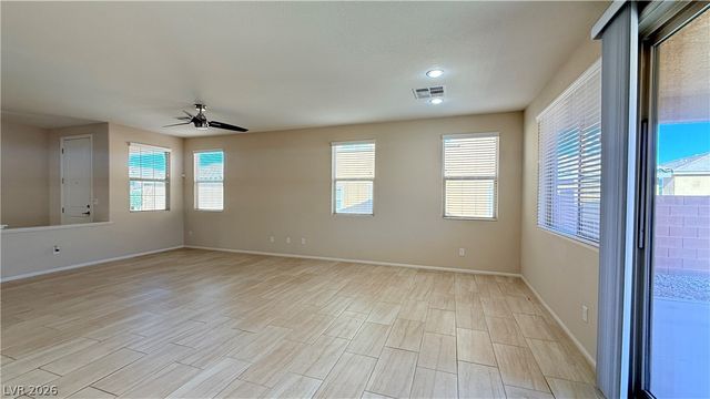 821 Fox Mountain Court, North Las Vegas, NV 89084