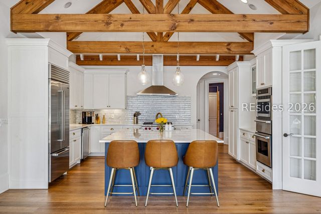 4 Cooper Ct, Bluffton, SC 29910