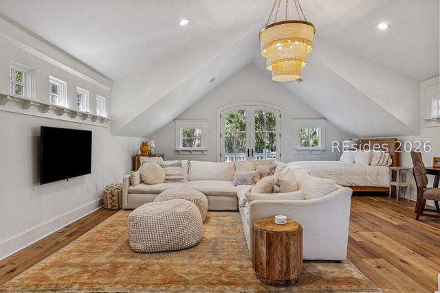 4 Cooper Ct, Bluffton, SC 29910