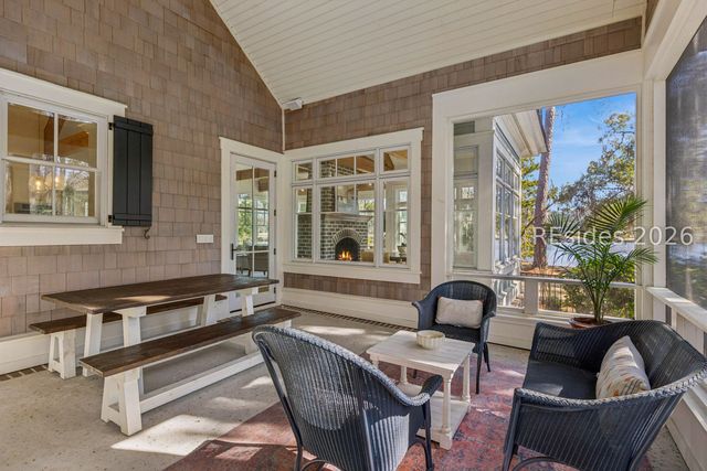 4 Cooper Ct, Bluffton, SC 29910