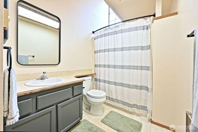 7601 Colony Court NE, Bremerton, WA 98311