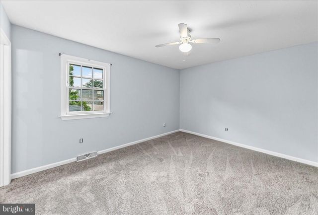 411 GLASS ST, Spring City, PA 19475