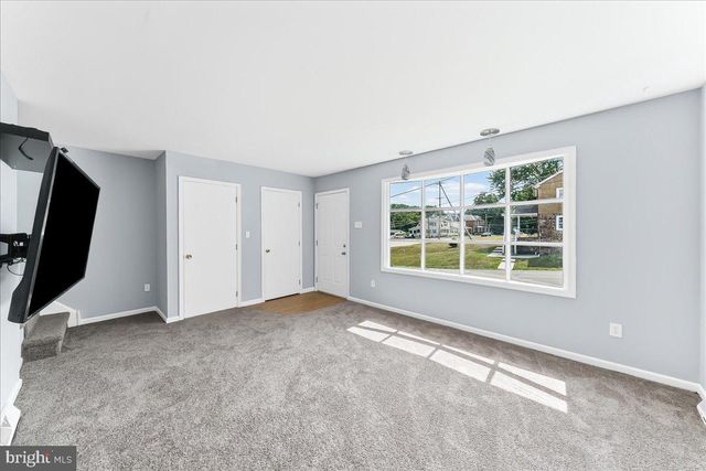 411 GLASS ST, Spring City, PA 19475