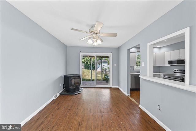 411 GLASS ST, Spring City, PA 19475