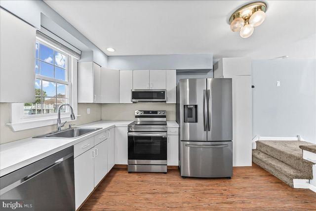 411 GLASS ST, Spring City, PA 19475