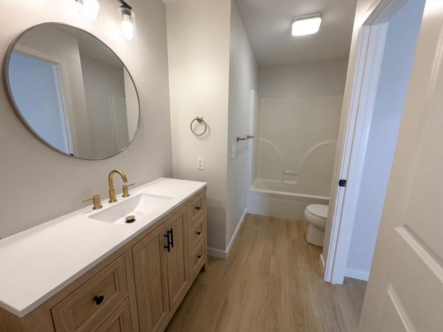 864 S Hickory Lane, Nixa, MO 65714