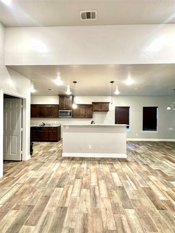 2107 Hemphill Street, Greenville, TX 75401