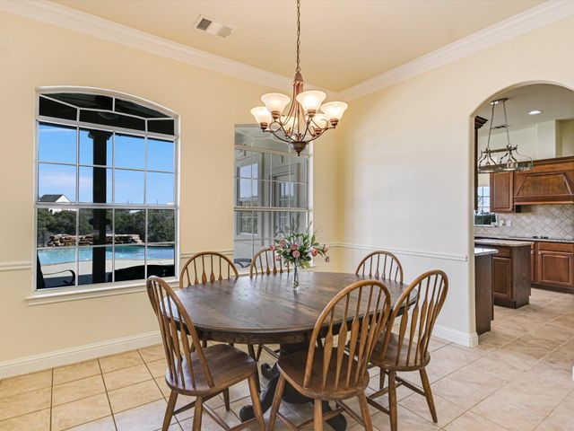 10111 Baxter LN, Austin, TX 78736