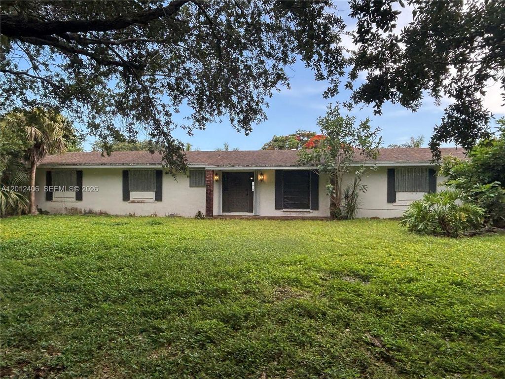 9290 SW 104th Street, Miami, FL 33176