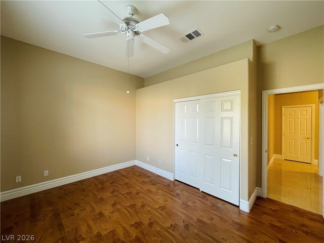 231 Cliff Valley Drive, Las Vegas, NV 89148