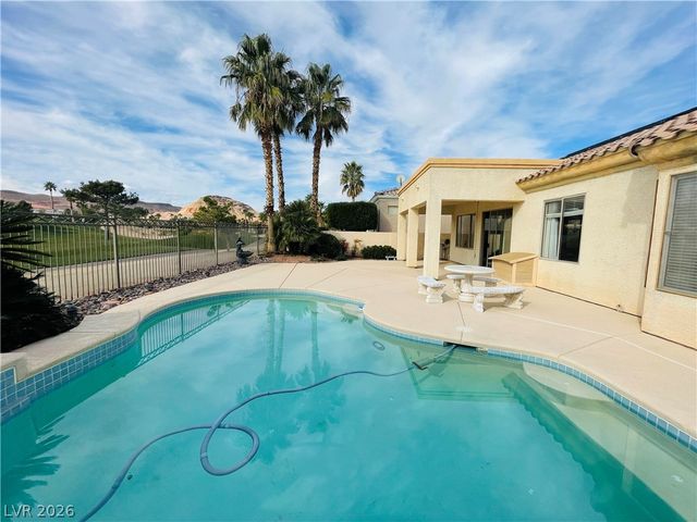 231 Cliff Valley Drive, Las Vegas, NV 89148