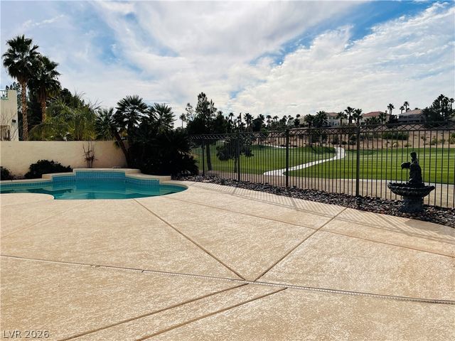 231 Cliff Valley Drive, Las Vegas, NV 89148