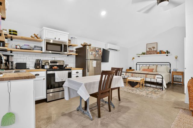 123 Chisum Drive, Millsap, TX 76066