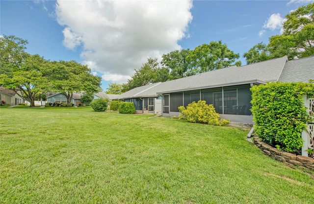 2478 BENTLEY DR, Palm Harbor, FL 34684