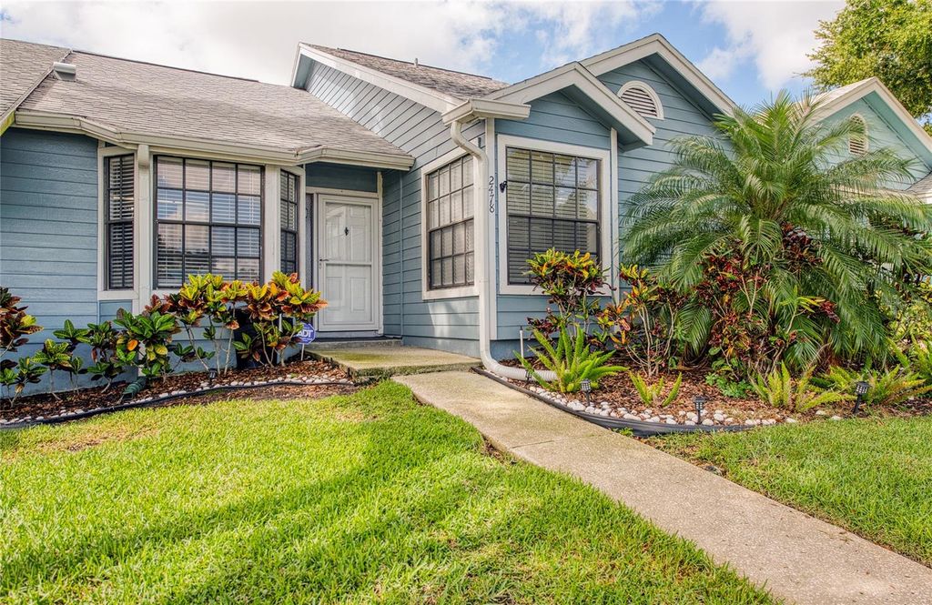 2478 BENTLEY DR, Palm Harbor, FL 34684