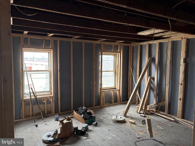 310 GROVE ST, Bridgeport, PA 19405