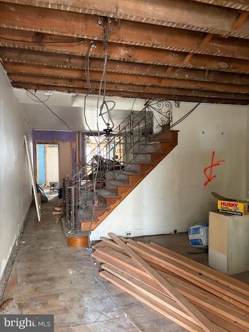 310 GROVE ST, Bridgeport, PA 19405