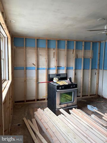 310 GROVE ST, Bridgeport, PA 19405