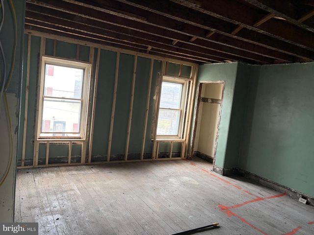 310 GROVE ST, Bridgeport, PA 19405