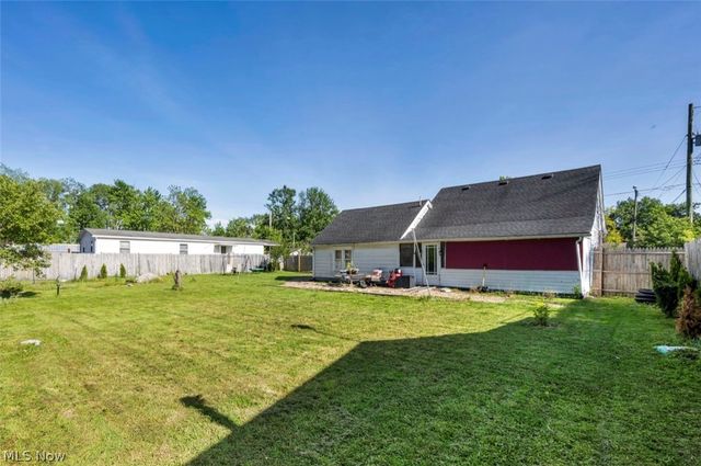 40622 Carlisle Avenue, Elyria, OH 44035