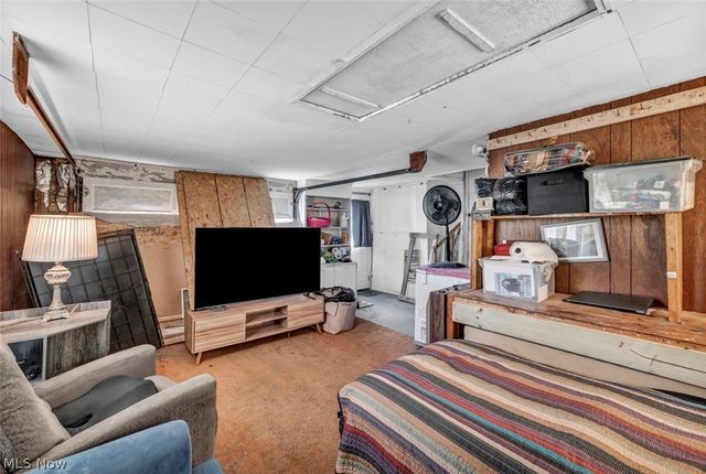 40622 Carlisle Avenue, Elyria, OH 44035