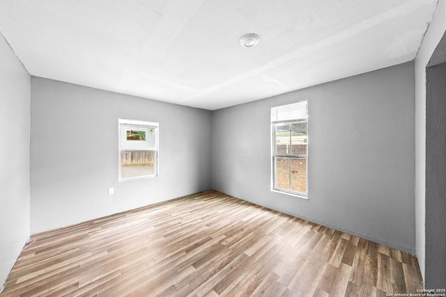 2438 Royal Oaks, Poteet, TX 78065